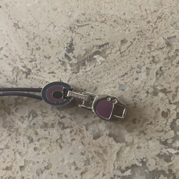 SWAROVSKI string bracelet w/purple crystals 7 1/4” - Picture 3 of 4